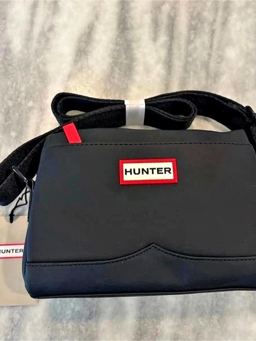 Hunter Original Rubberised Mini Crossbody Bag Black